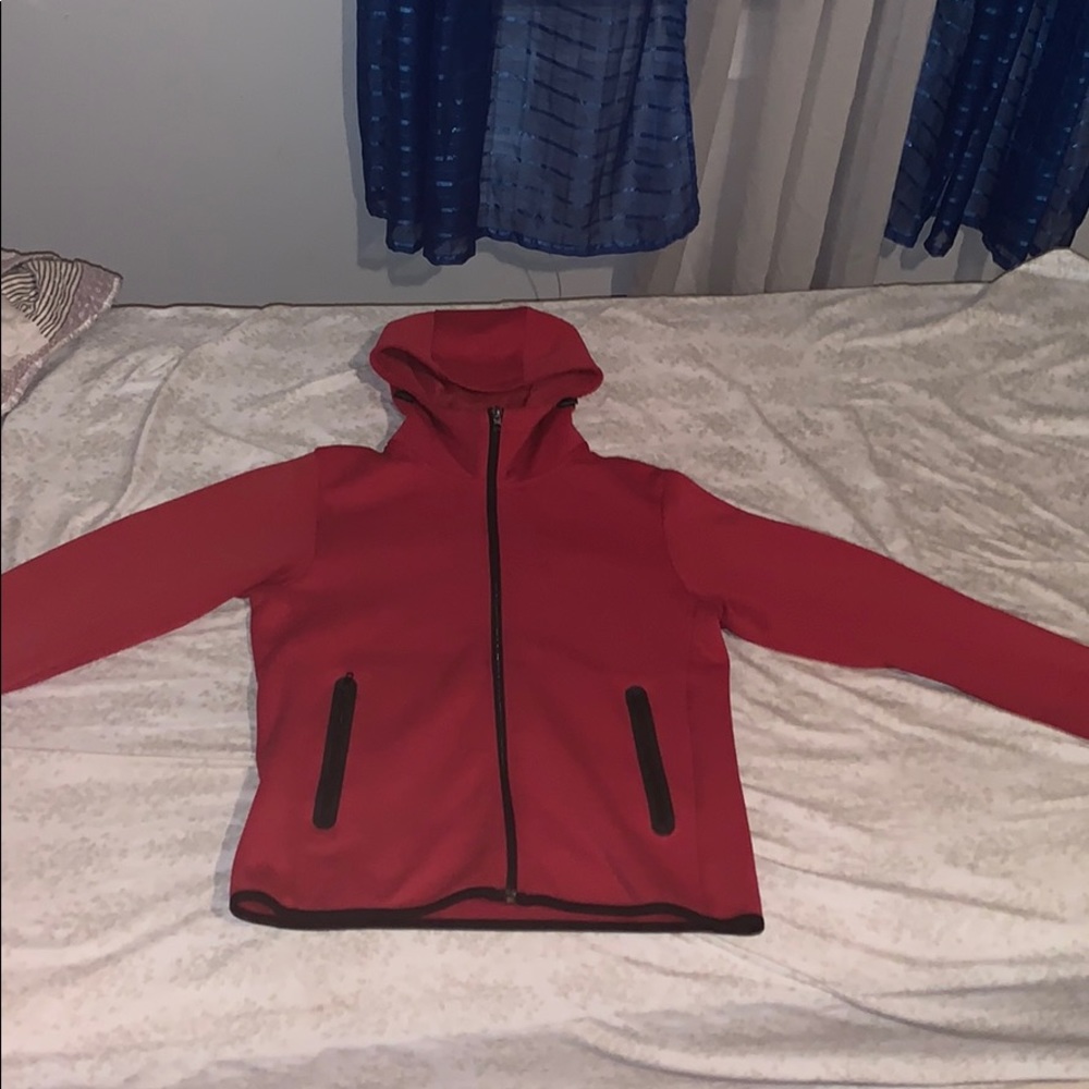 Uniqlo tech hoodie